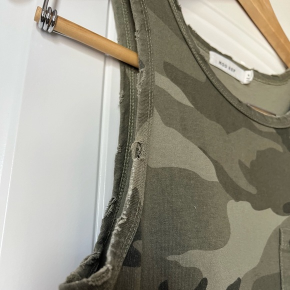 Sleeveless Camo Dress by Mod Ref - Picture 4 of 9